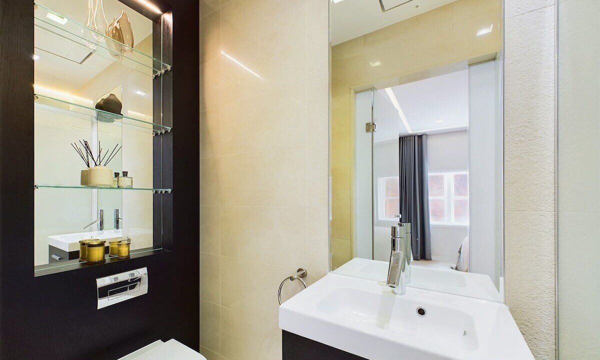 Photo of Bathroom in Covent Garden