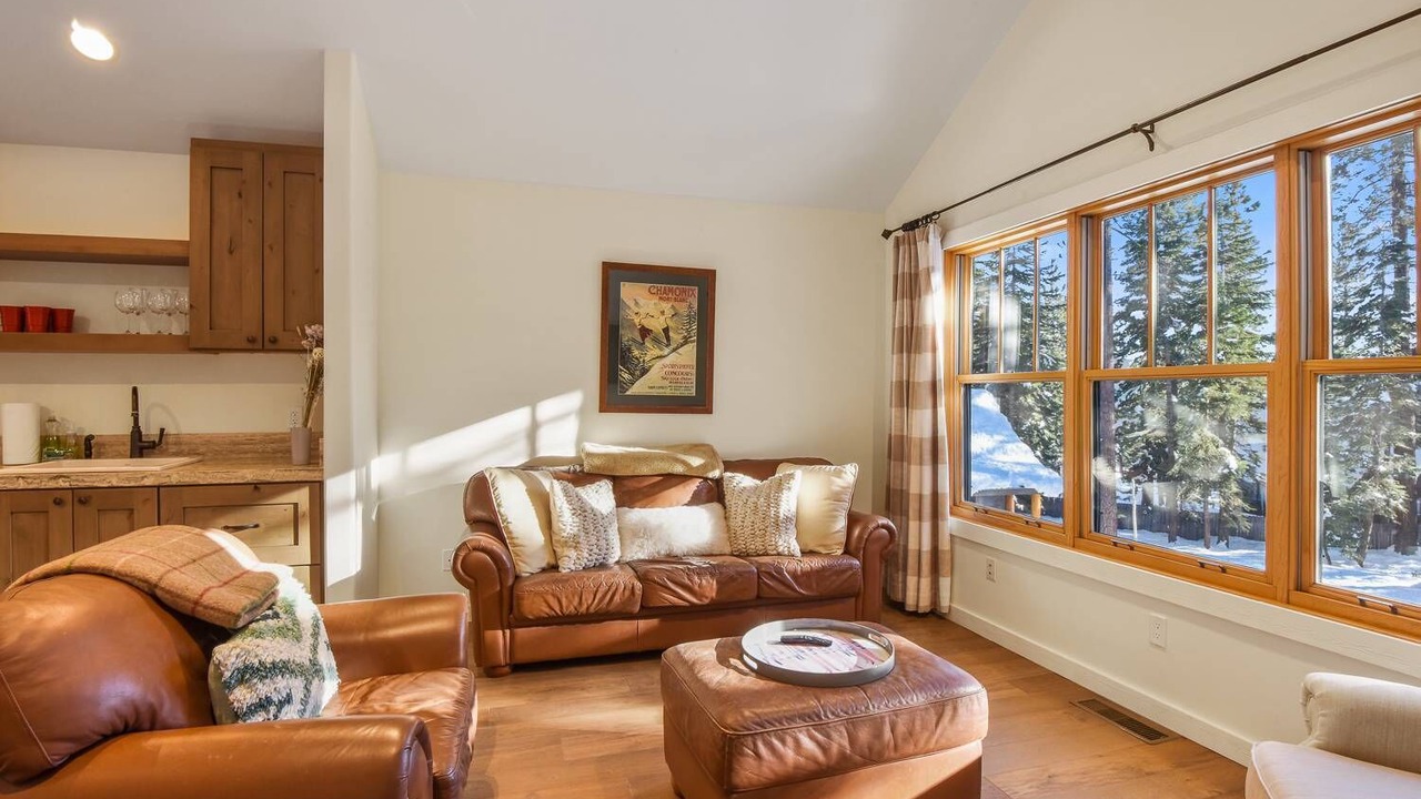 Photo of Livingroom in Tahoe City