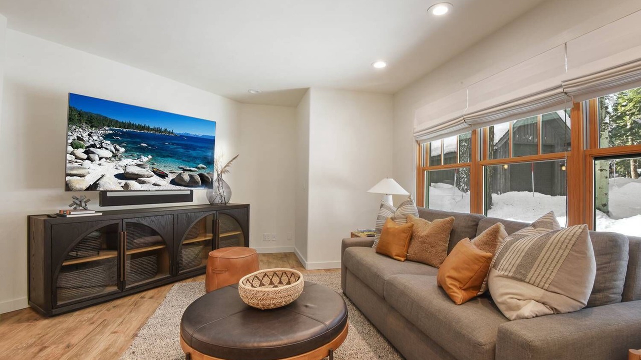 Photo of Livingroom in Tahoe City