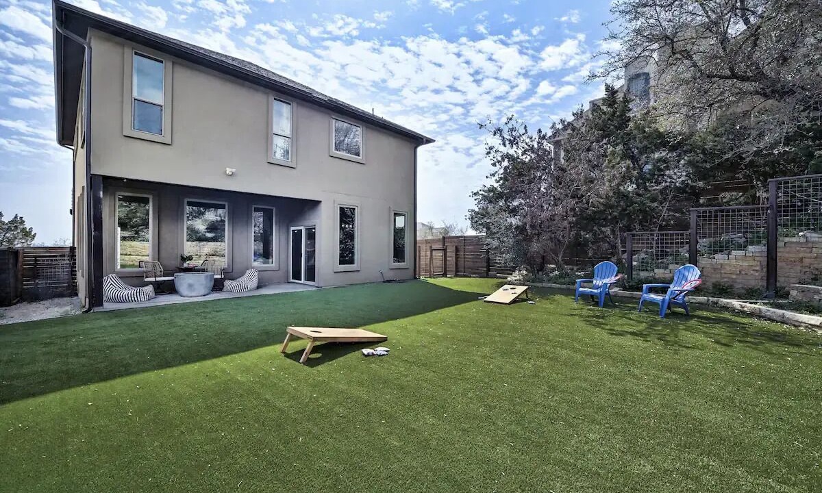 Photo of Patio Balcony in McNeil
