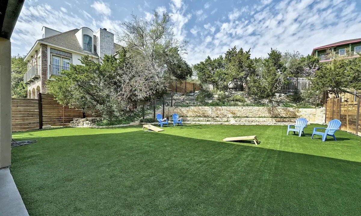 Photo of Outdoor in McNeil