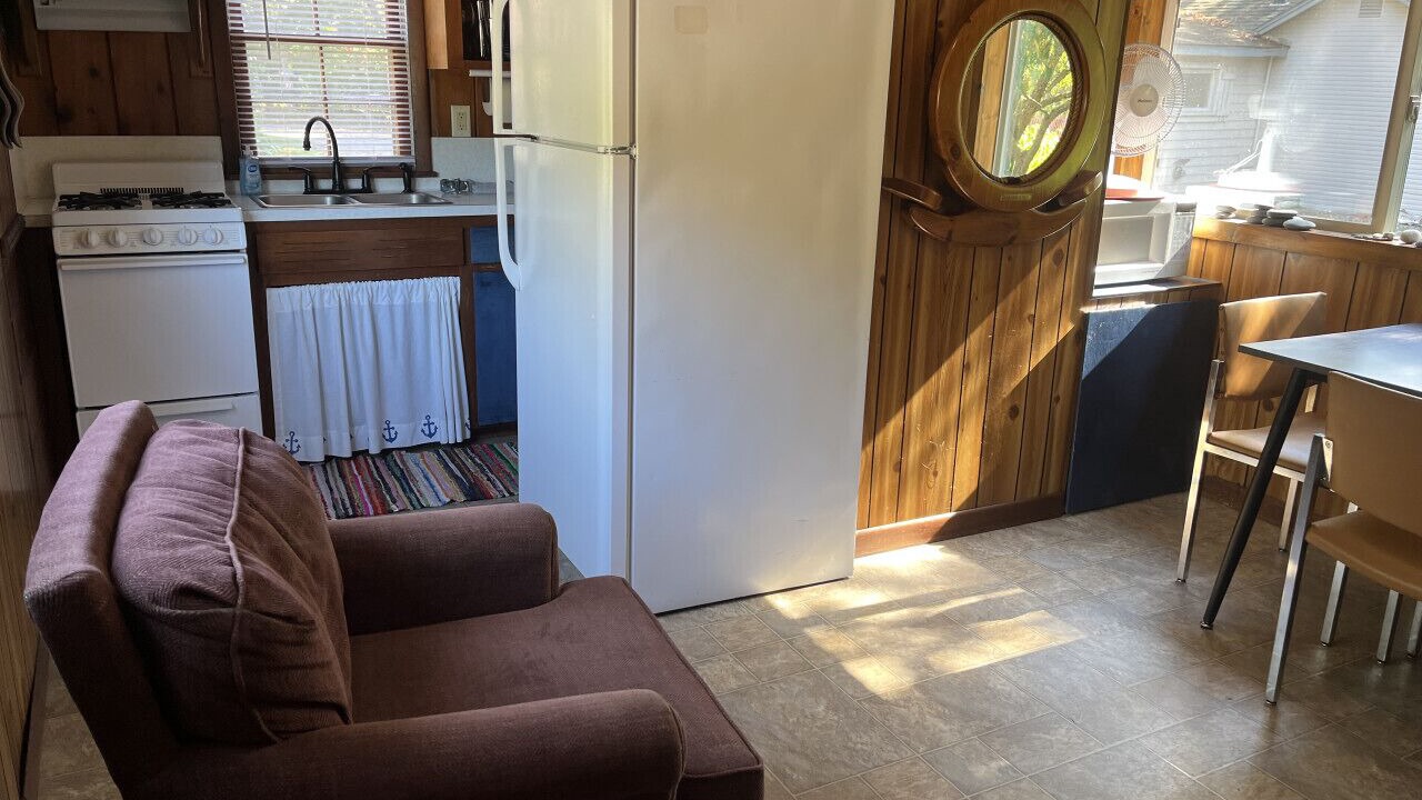 Photo of Kitchen in Honor