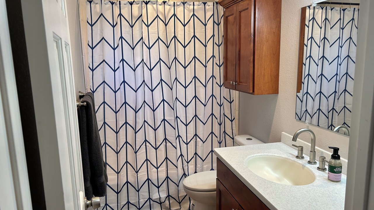Photo of Bathroom in Alamedan Valley