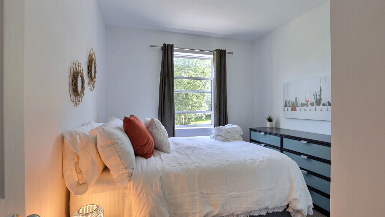 Photo of Bedroom in Paine-Sec