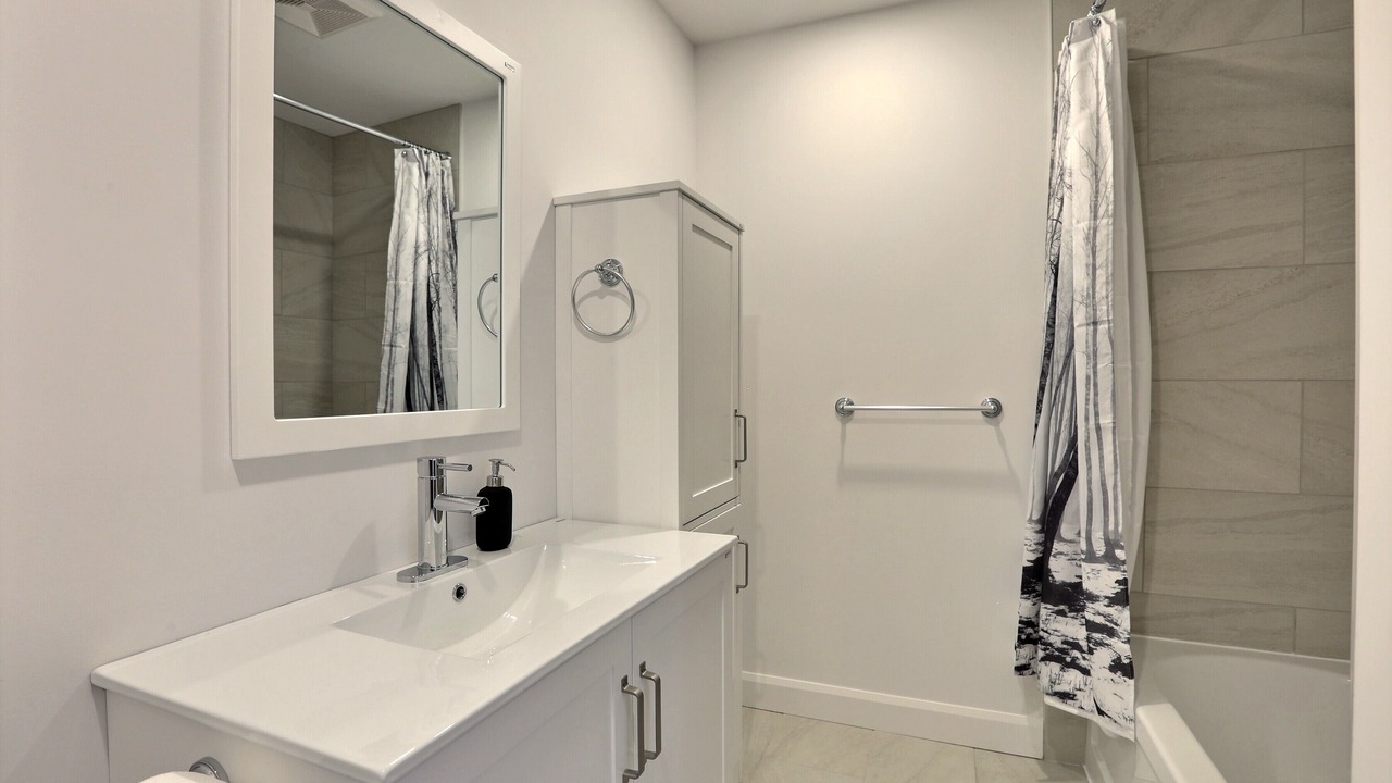 Photo of Bathroom in Paine-Sec