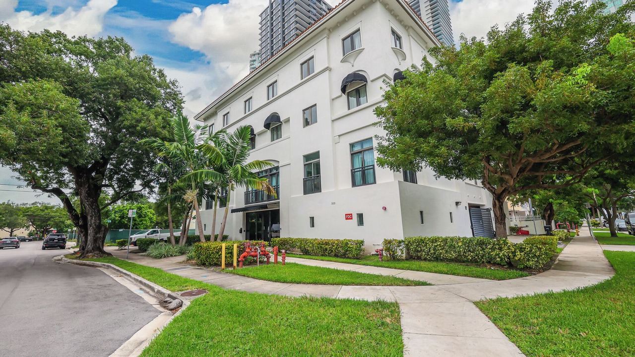 Photo of Outdoor in Midtown