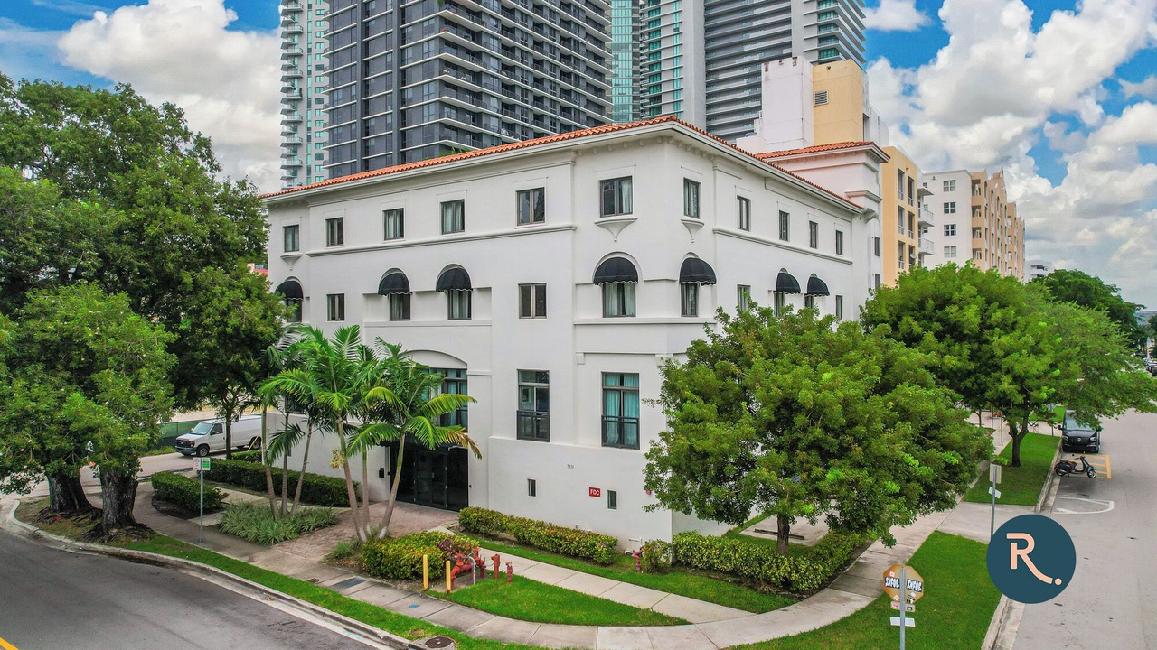 Photo of Outdoor in Midtown
