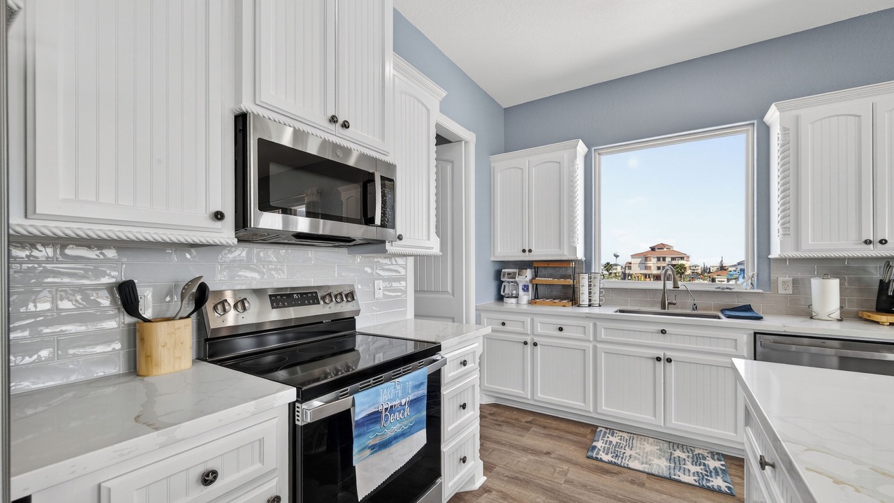 Photo of Kitchen in Surfside Beach