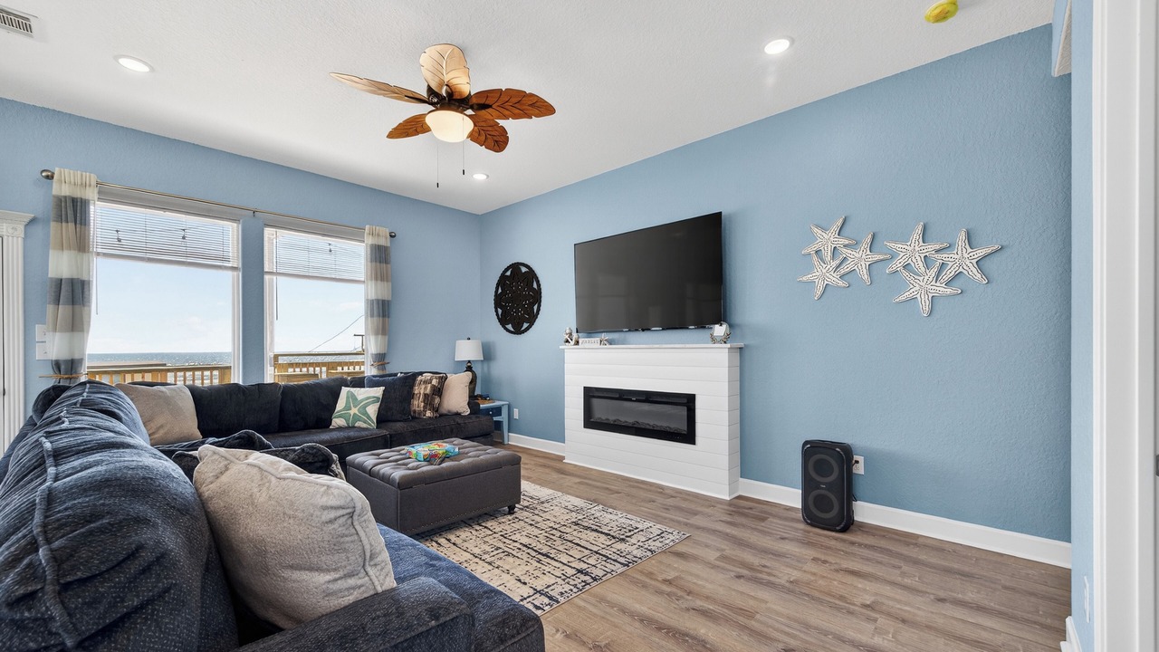Photo of Livingroom in Surfside Beach
