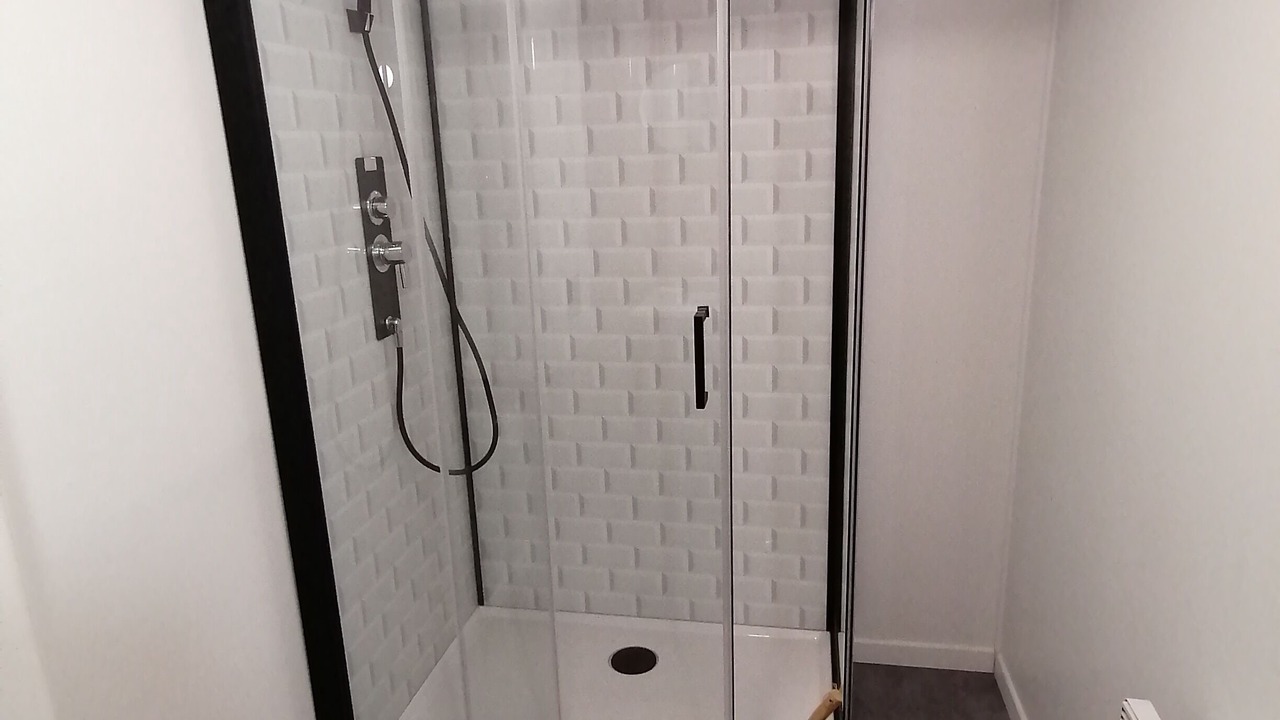 Photo of Bathroom in Durtal