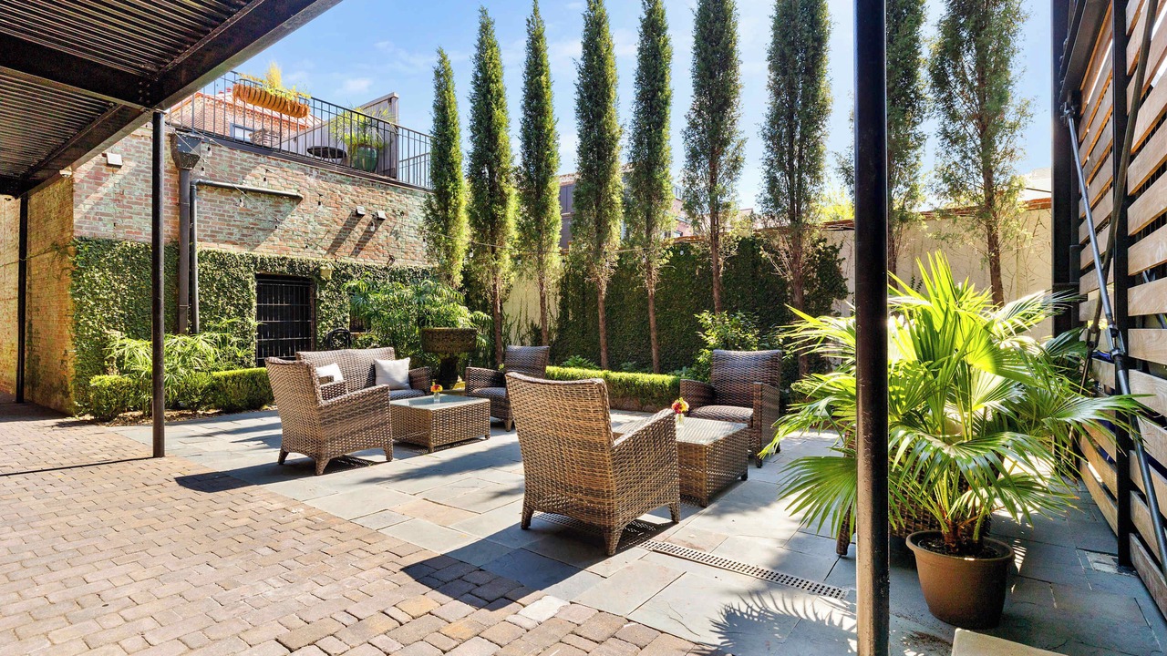 Photo of Outdoor in Cannonborough Elliotborough