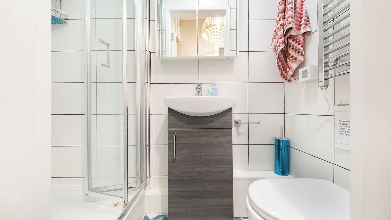 Photo of Bathroom in Canary Wharf