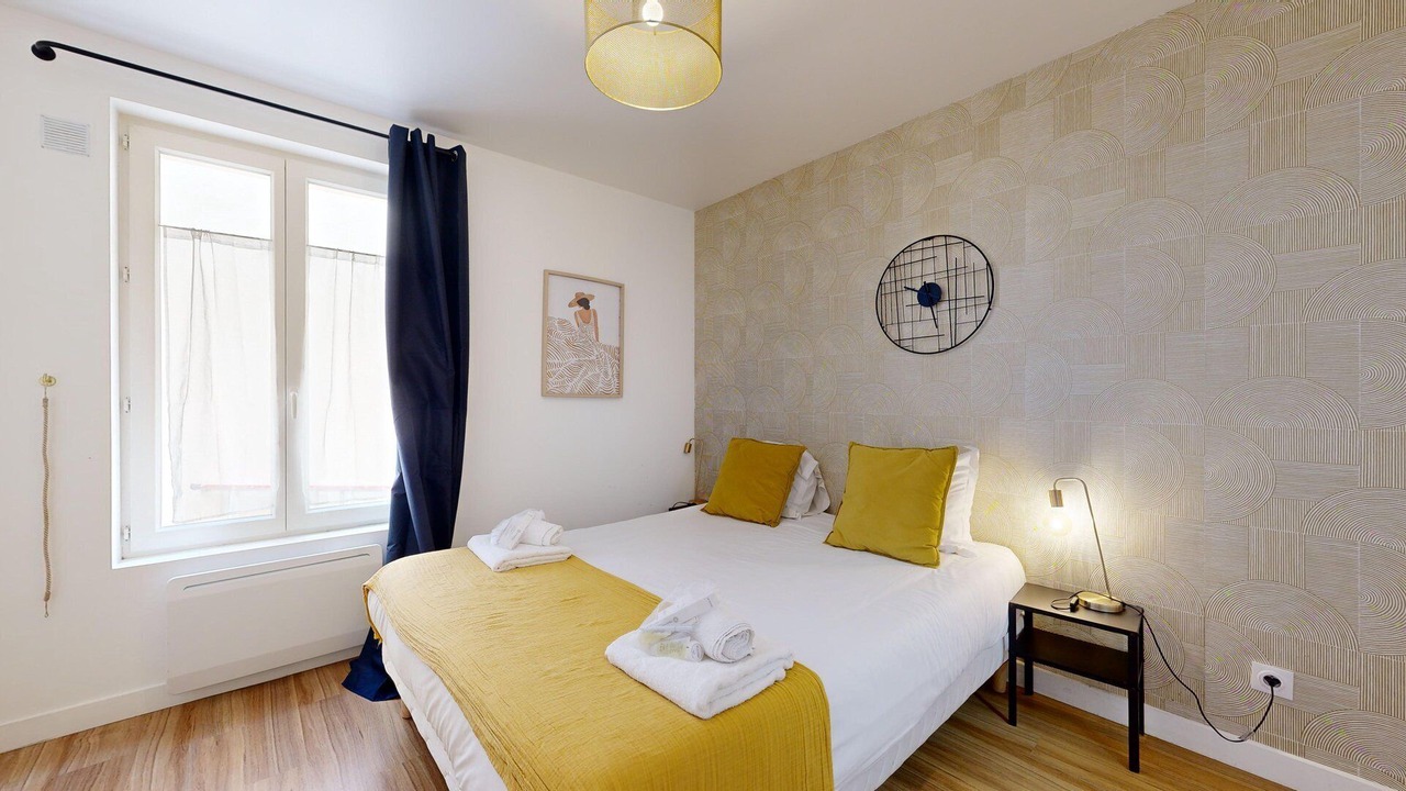 Photo of Bedroom in Bagnolet