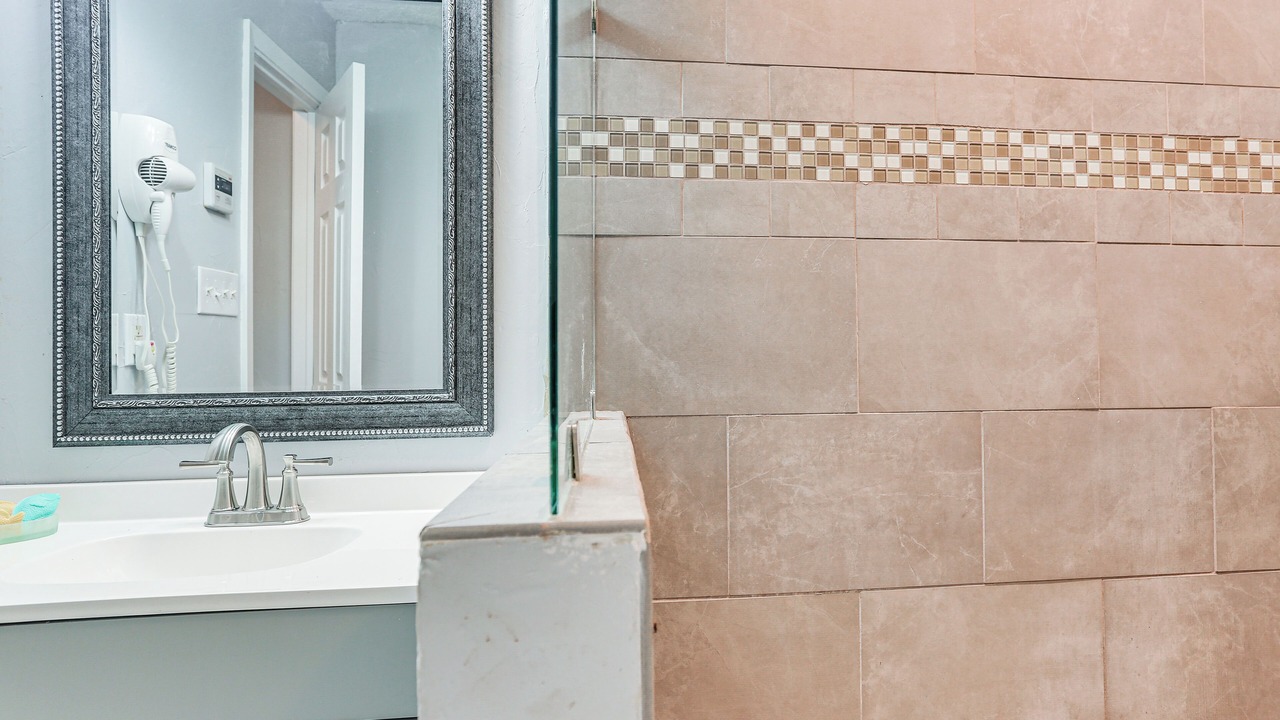 Photo of Bathroom in Valley View