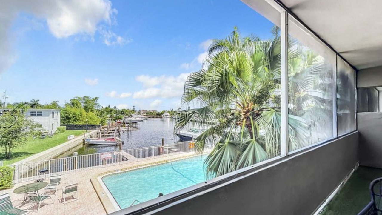 Photo of Patio Balcony in Lauderdale Harbours