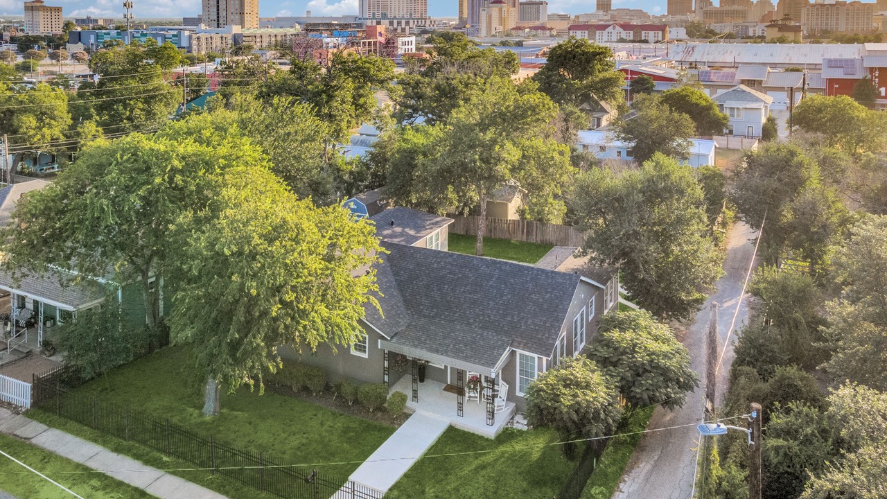 Photo of Outdoor in Near East Side