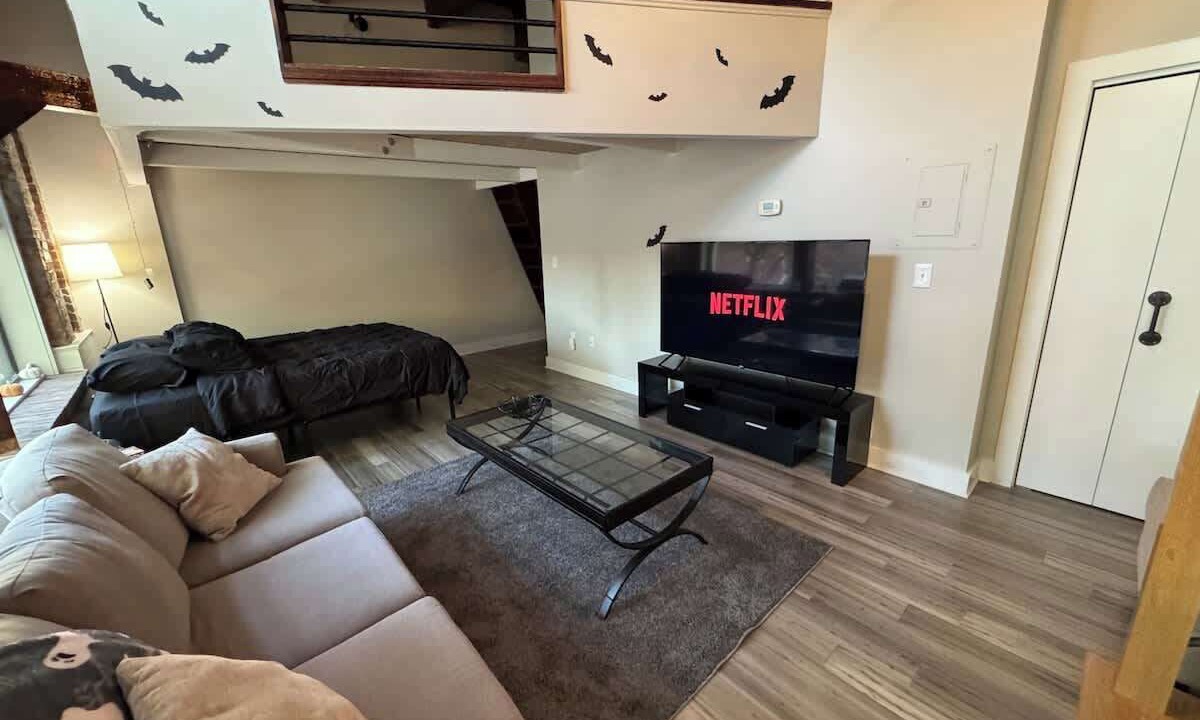 Photo of Livingroom in Salem