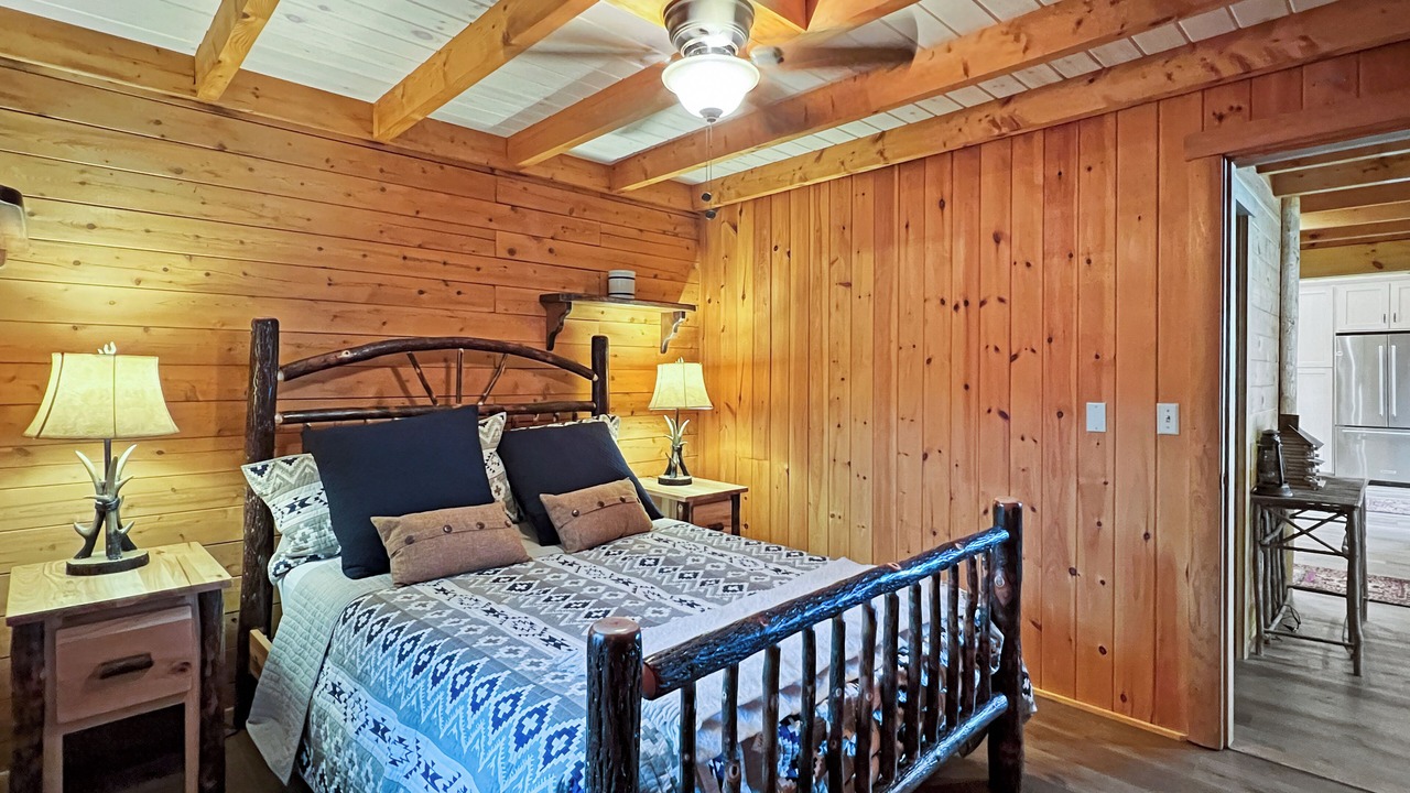 Photo of Bedroom in Beaver Cove