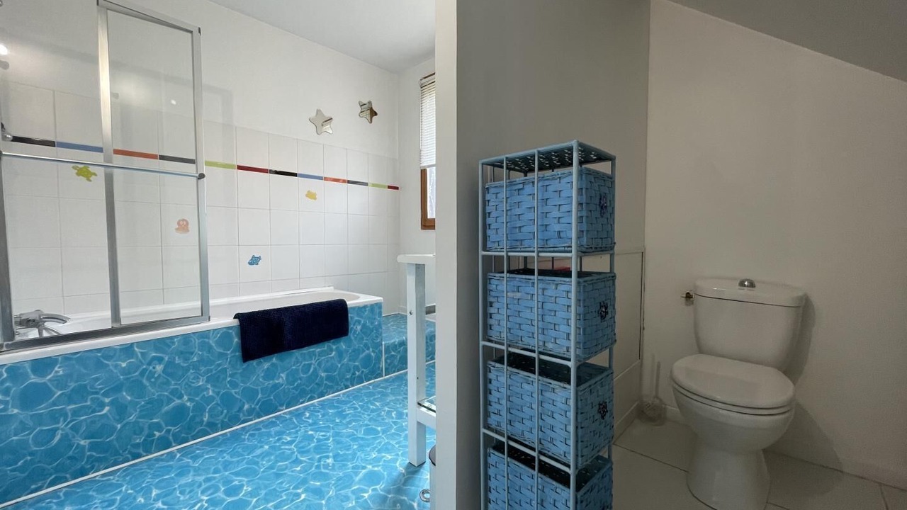 Photo of Bathroom in Garindein