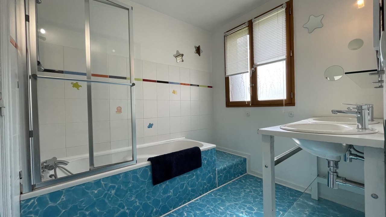 Photo of Bathroom in Garindein