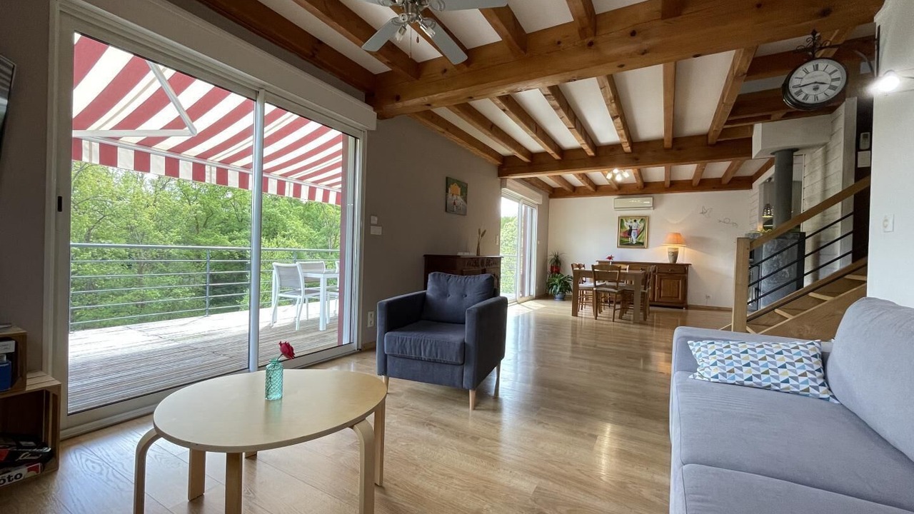 Photo of Livingroom in Garindein