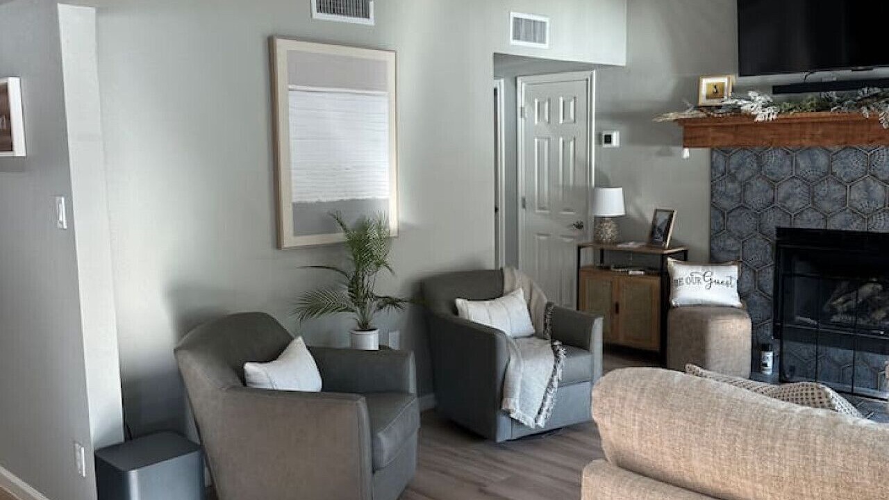 Photo of Livingroom in Pottsboro