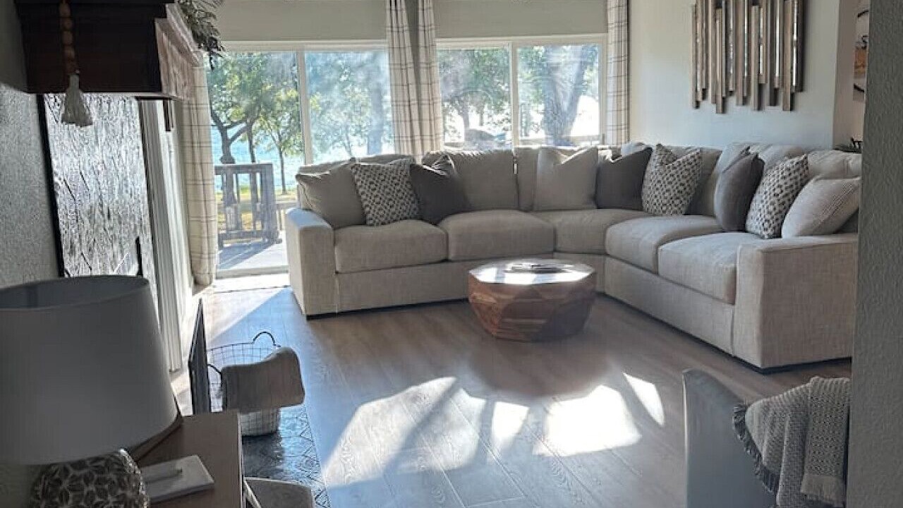 Photo of Livingroom in Pottsboro