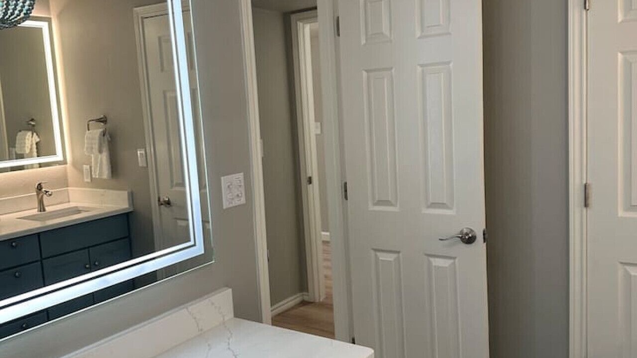 Photo of Bathroom in Pottsboro