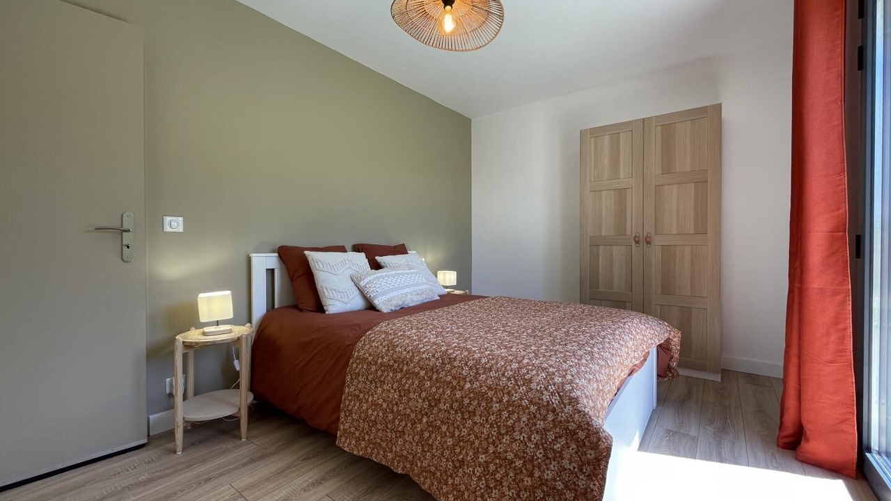 Photo of Bedroom in Souraide