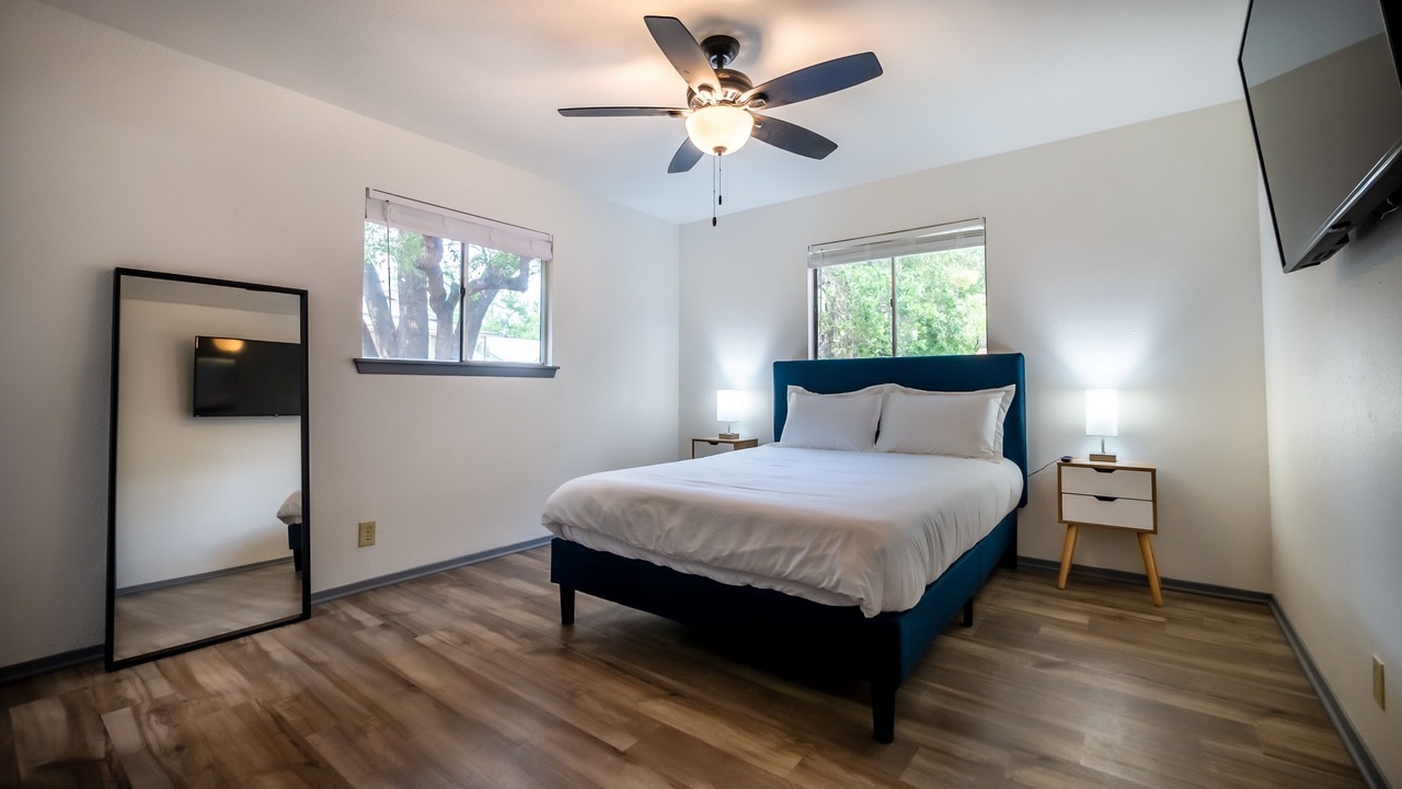 Photo of Bedroom in Medical Center District