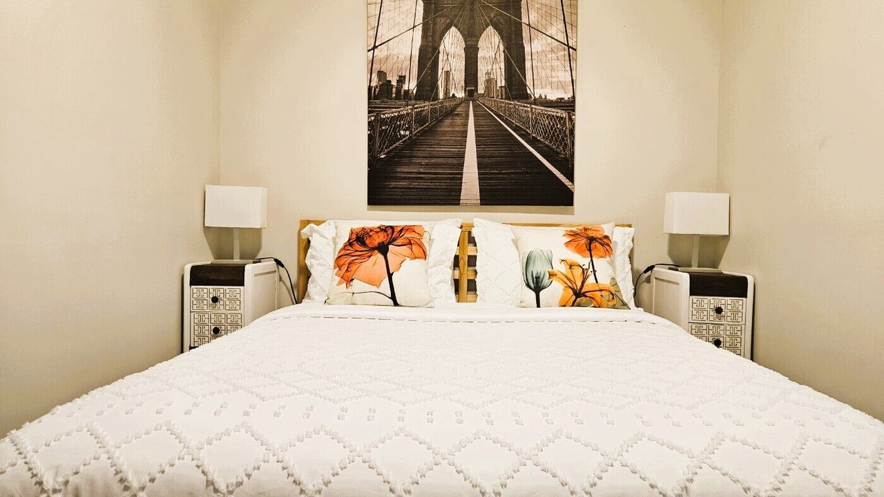 Photo of Bedroom in Niagara Falls