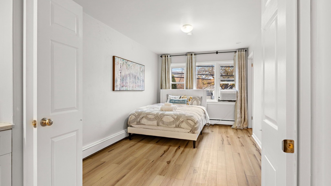 Photo of Bedroom in Bayonne