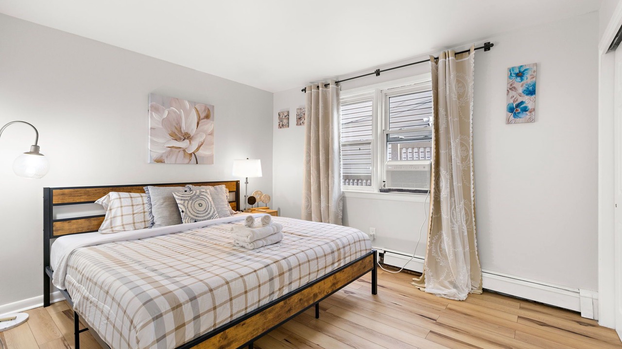 Photo of Bedroom in Bayonne