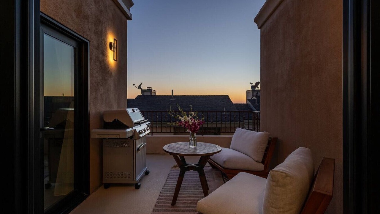Photo of Patio Balcony in Hermosa Beach