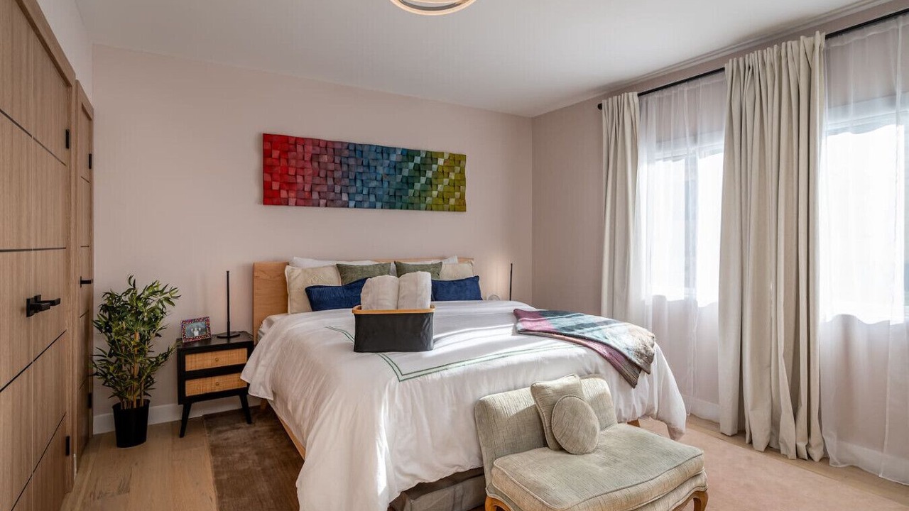 Photo of Bedroom in Hermosa Beach