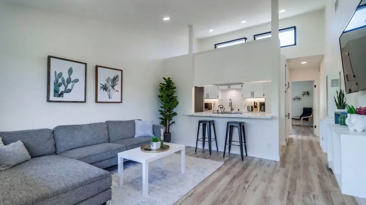 Photo of Livingroom in Pacific Beach