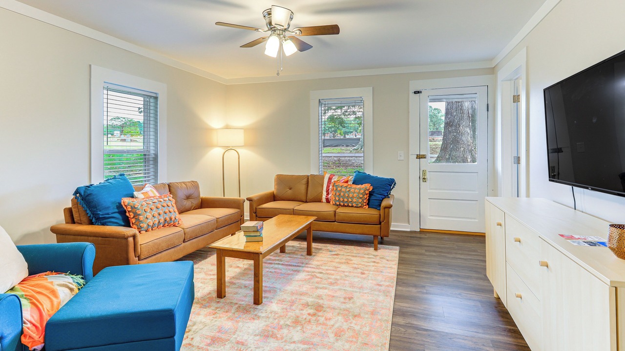 Photo of Livingroom in Heflin