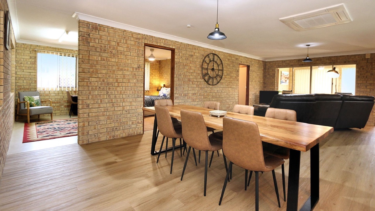 Photo of Others in Burnett Heads