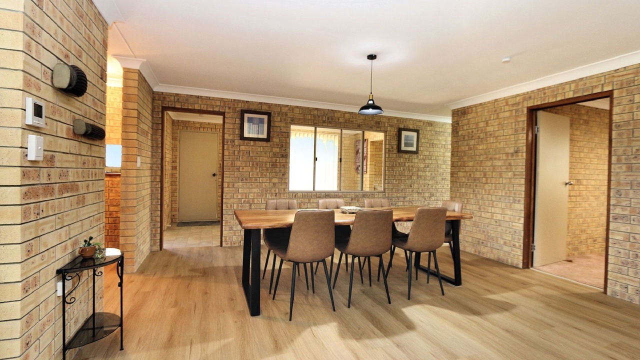 Photo of Others in Burnett Heads