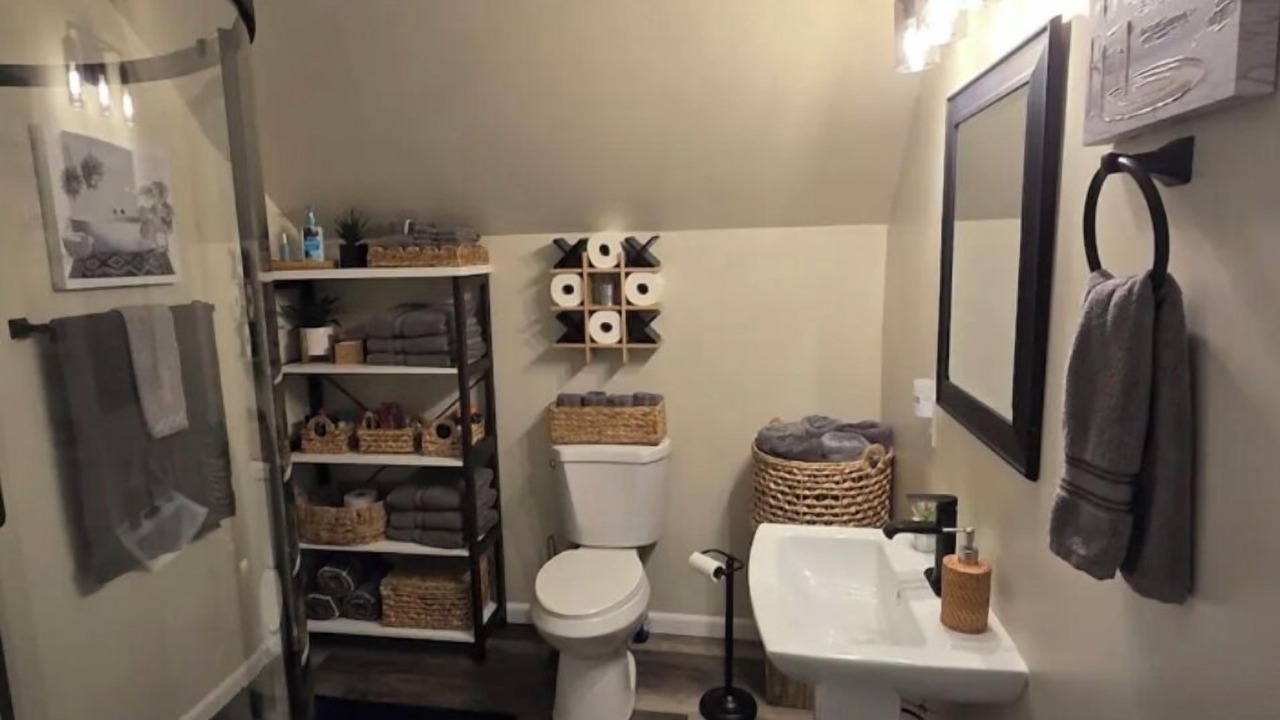 Photo of Bathroom in Mary Alice