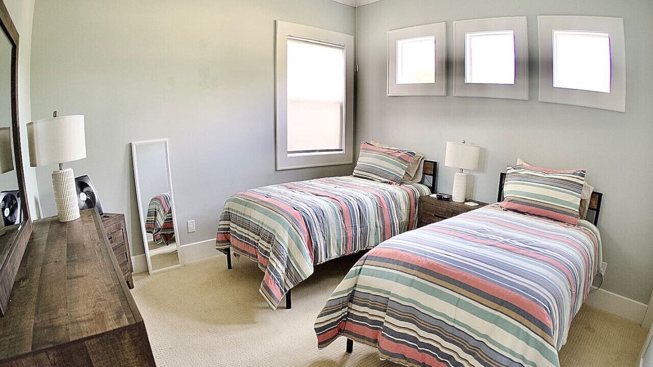 Photo of Bedroom in El Lago
