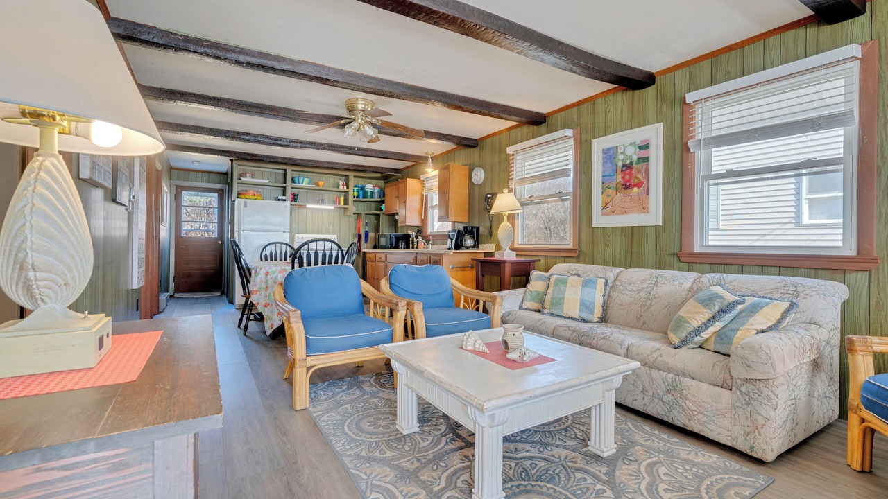Photo of Livingroom in York Beach