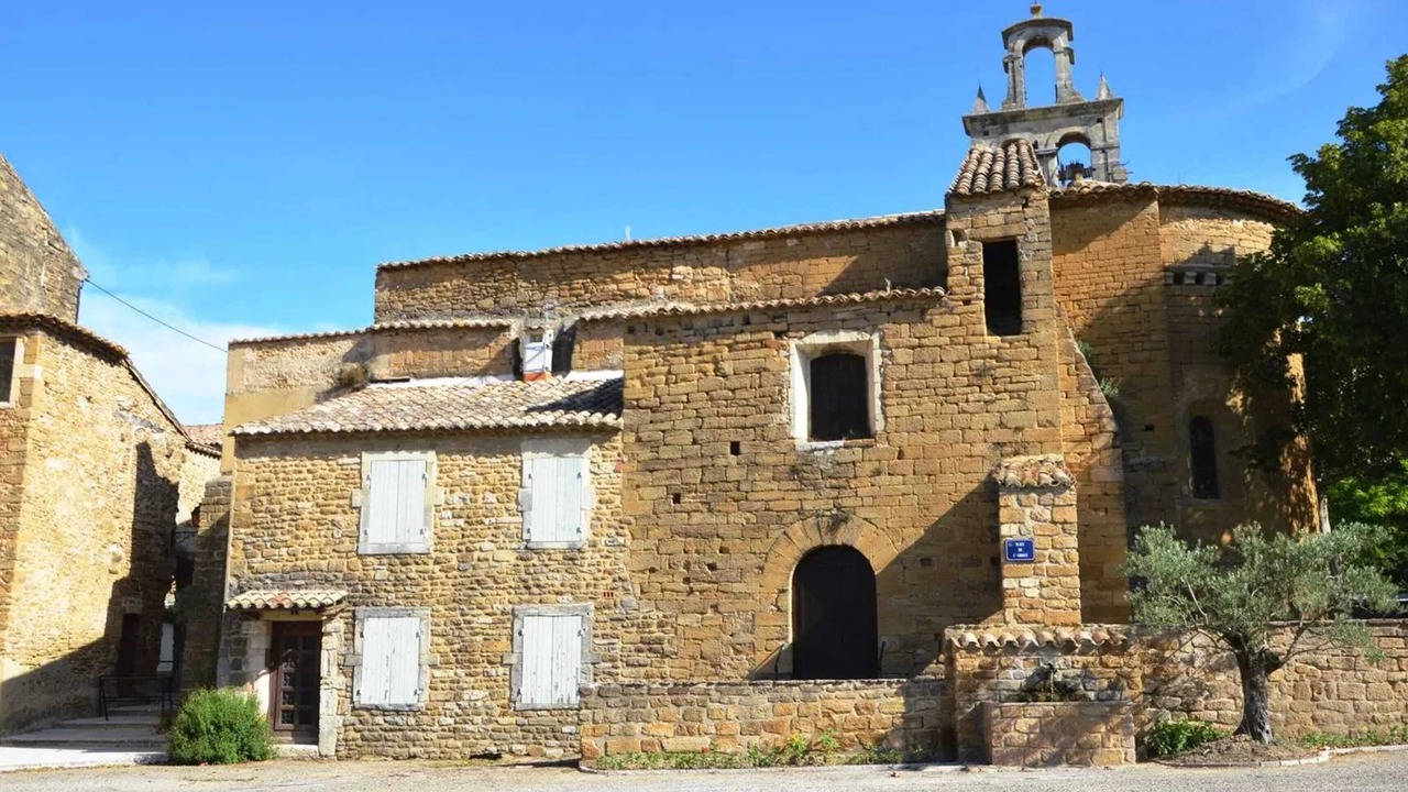 Photo of Others in Bouchet