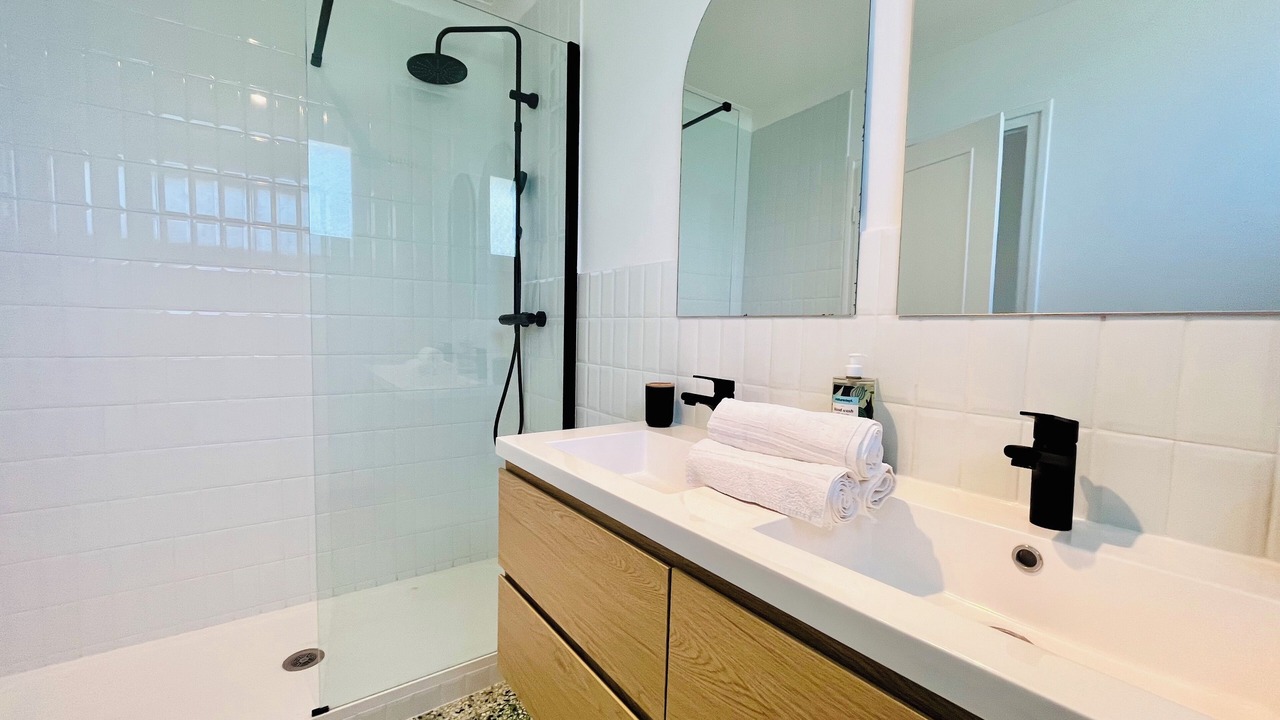 Photo of Bathroom in Saint-Arnoult