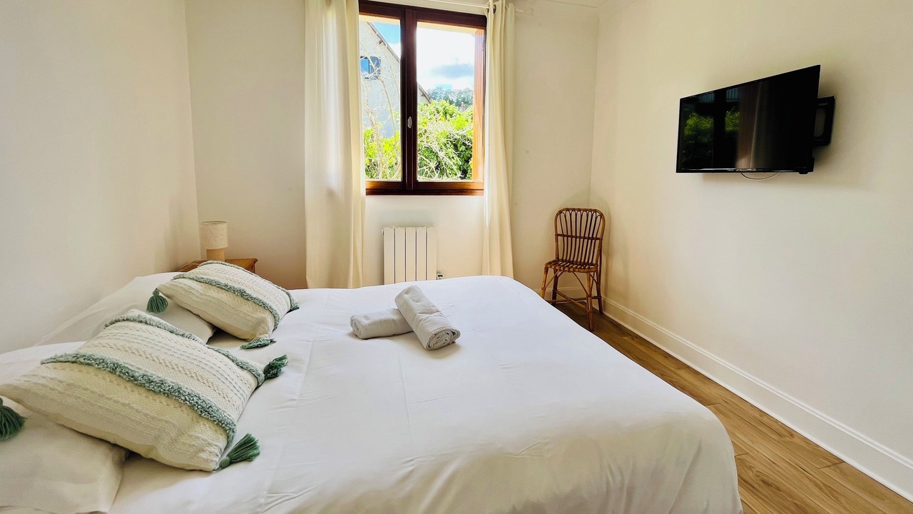 Photo of Bedroom in Saint-Arnoult