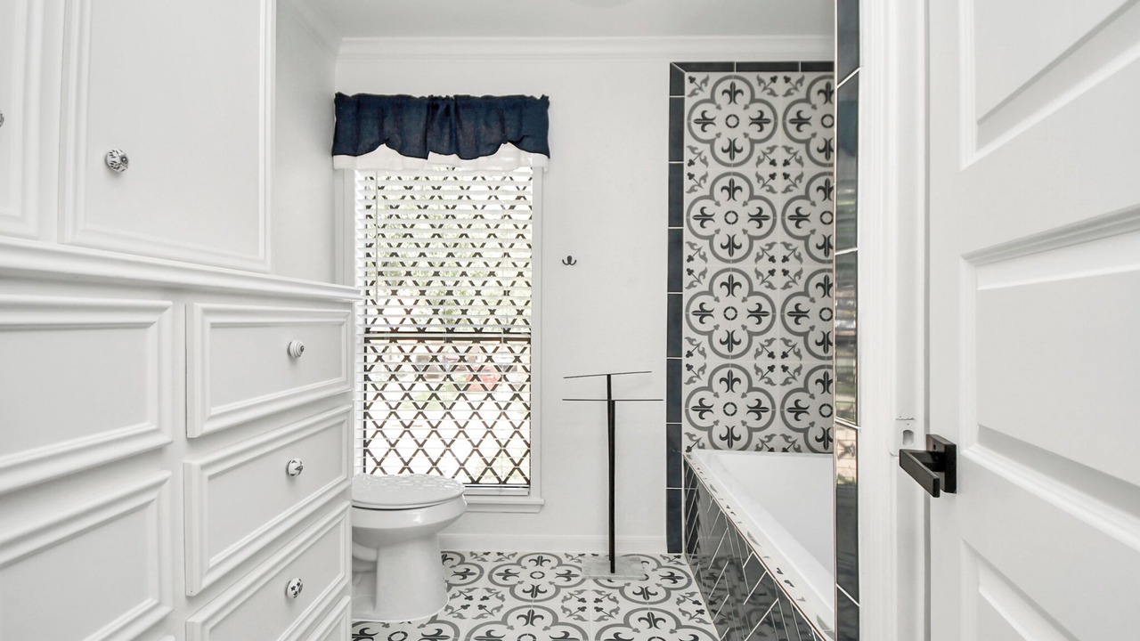 Photo of Bathroom in Pearland