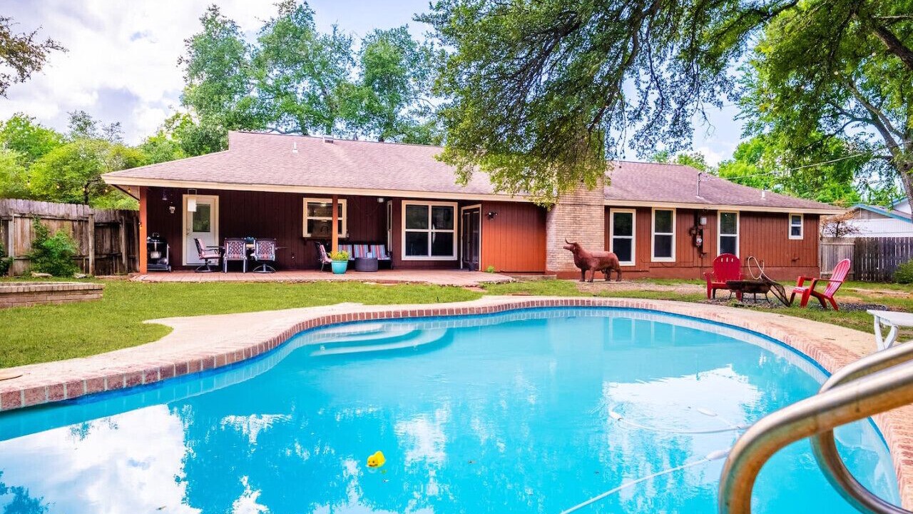 Photo of Outdoor in Shady Hollow