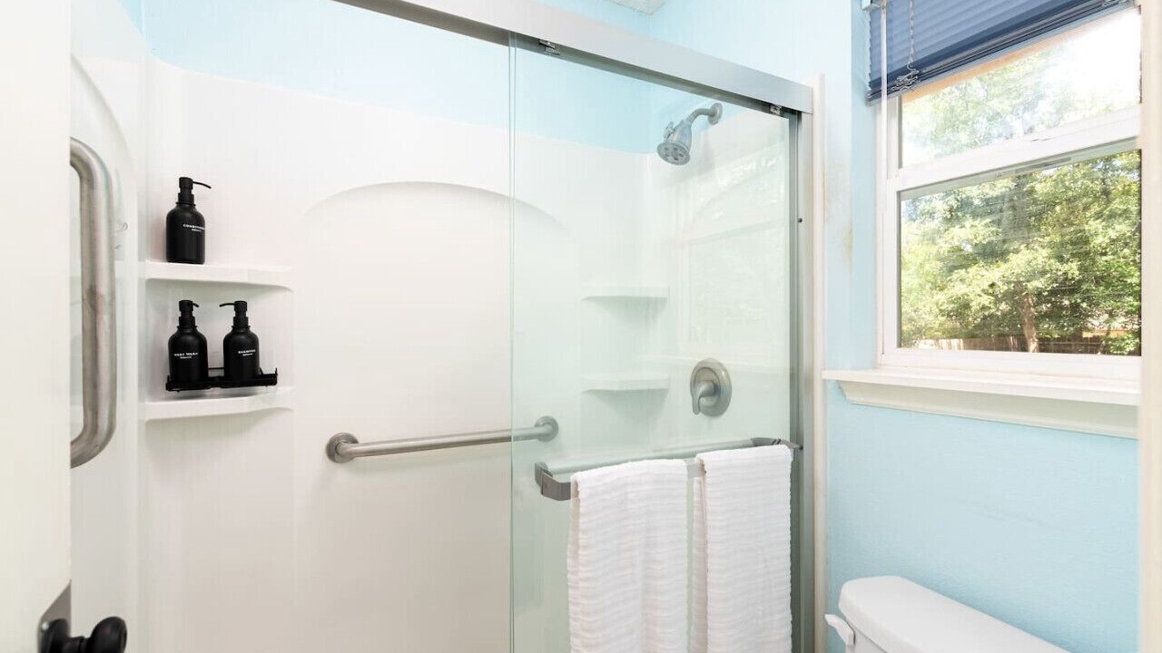 Photo of Bathroom in Shady Hollow