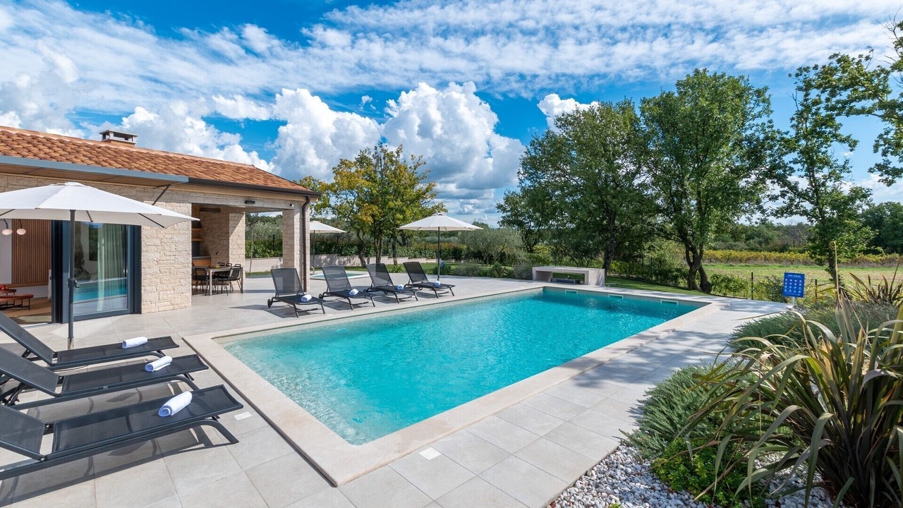 Photo of Outdoor in Kadumi
