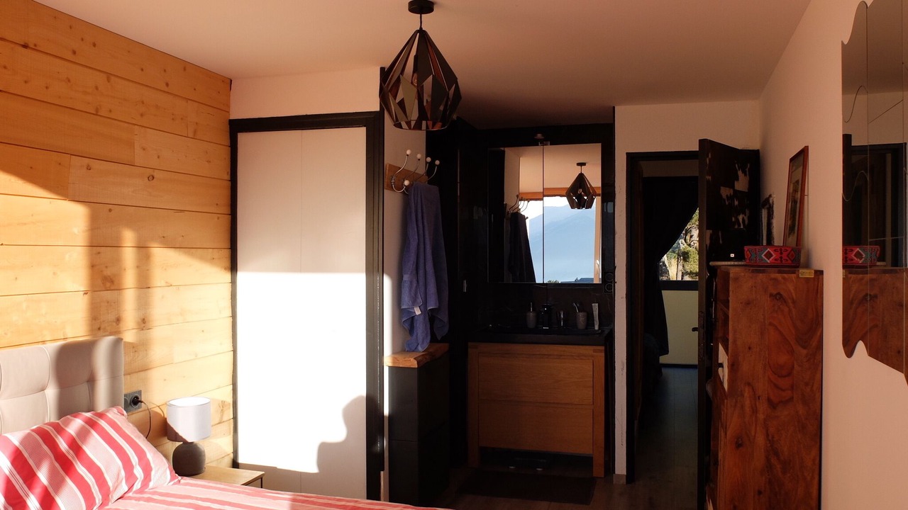 Photo of Bedroom in Egat